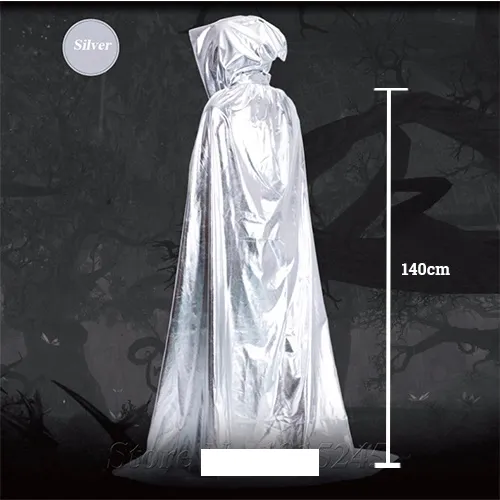 capa plateada con capucha.png