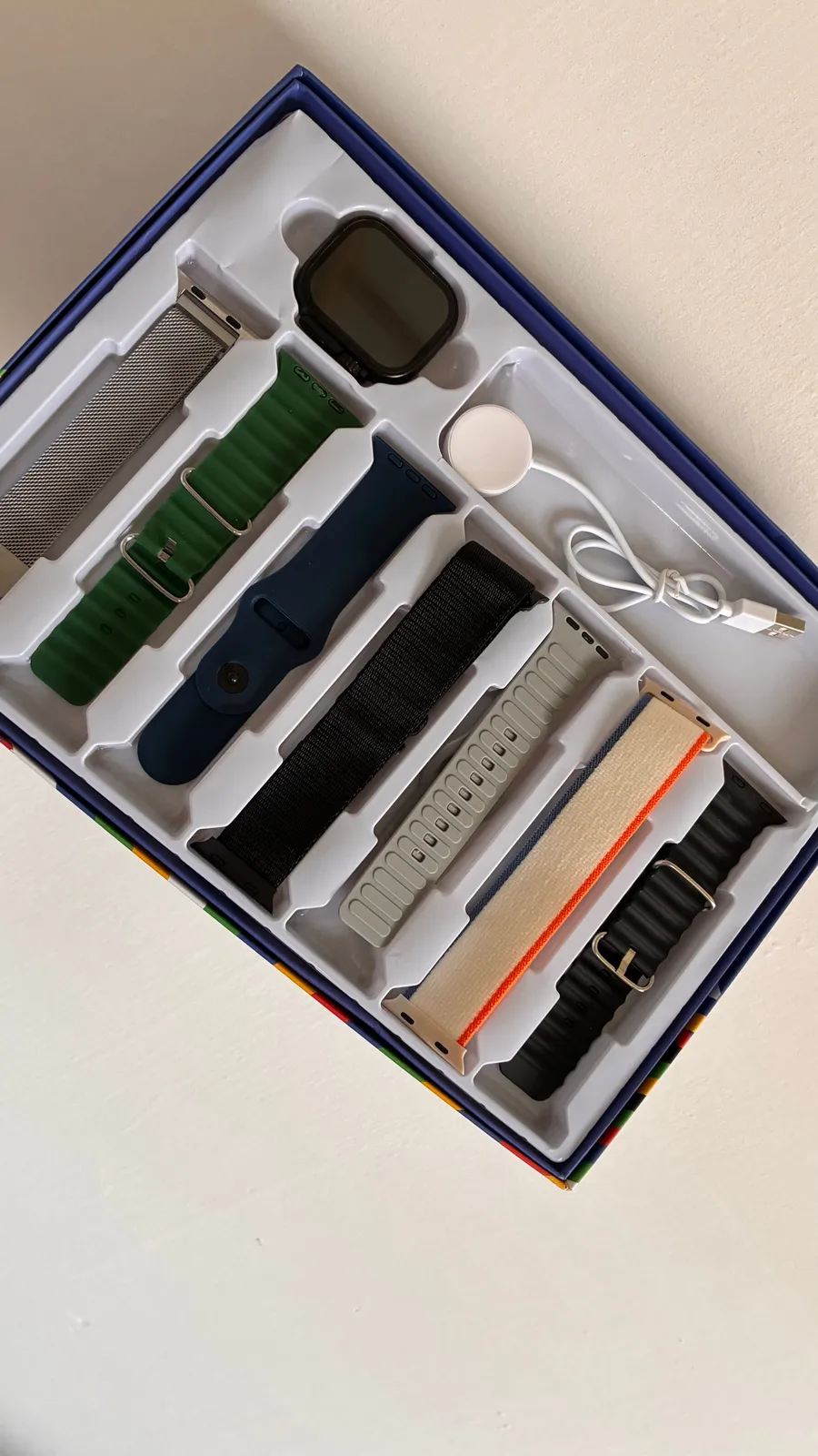 Cofre Smartwatch 7 en 1 con Malla de Metal | Llamadas, Salud y Funciones Completas