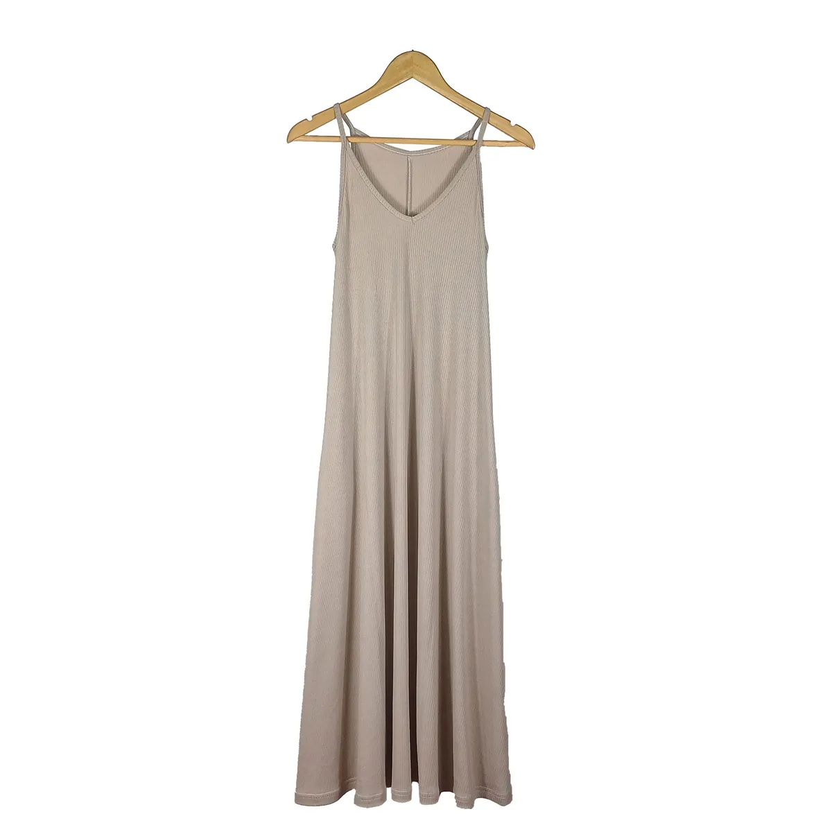 Vestido-sin-mangas-maxi-con-bolsillos-Morley-Beige-1.590.-Talles-1-y-3-20250124_194638.jpg