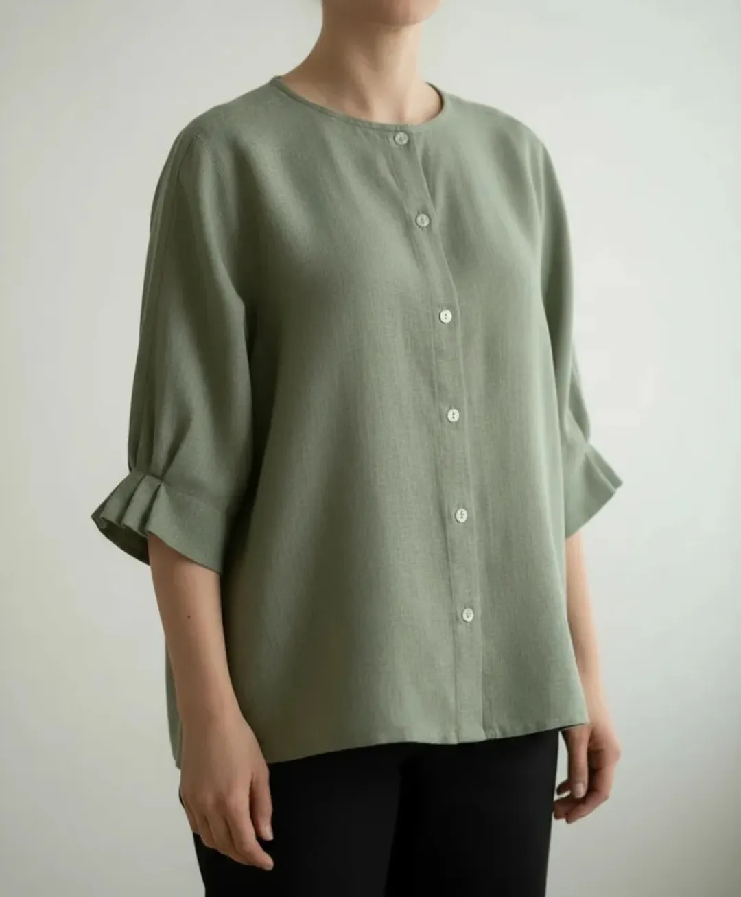 Blusa-Con-Tablas-Lino-.-Verde-.-Talle-Unico-.Screenshot_20251109_215511_Mercado-Libre.jpg