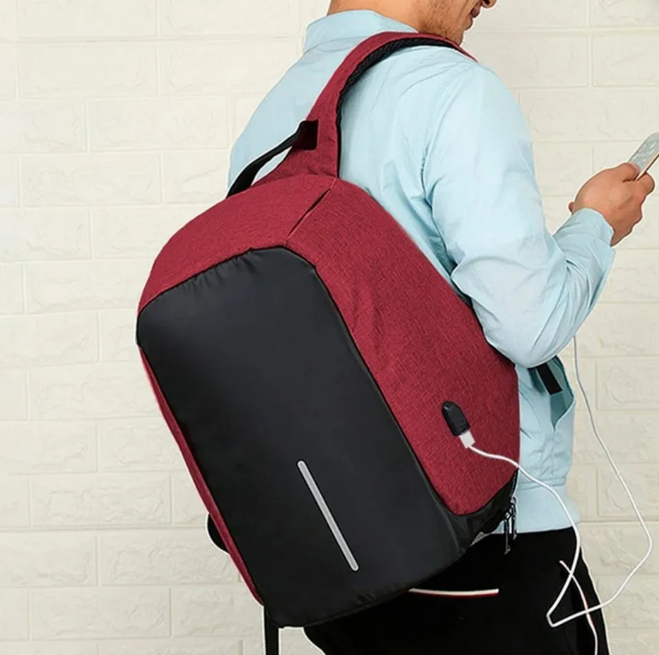 Mochila Antirrobo Impermeable con Puerto USB y Opción de Banco de Carga