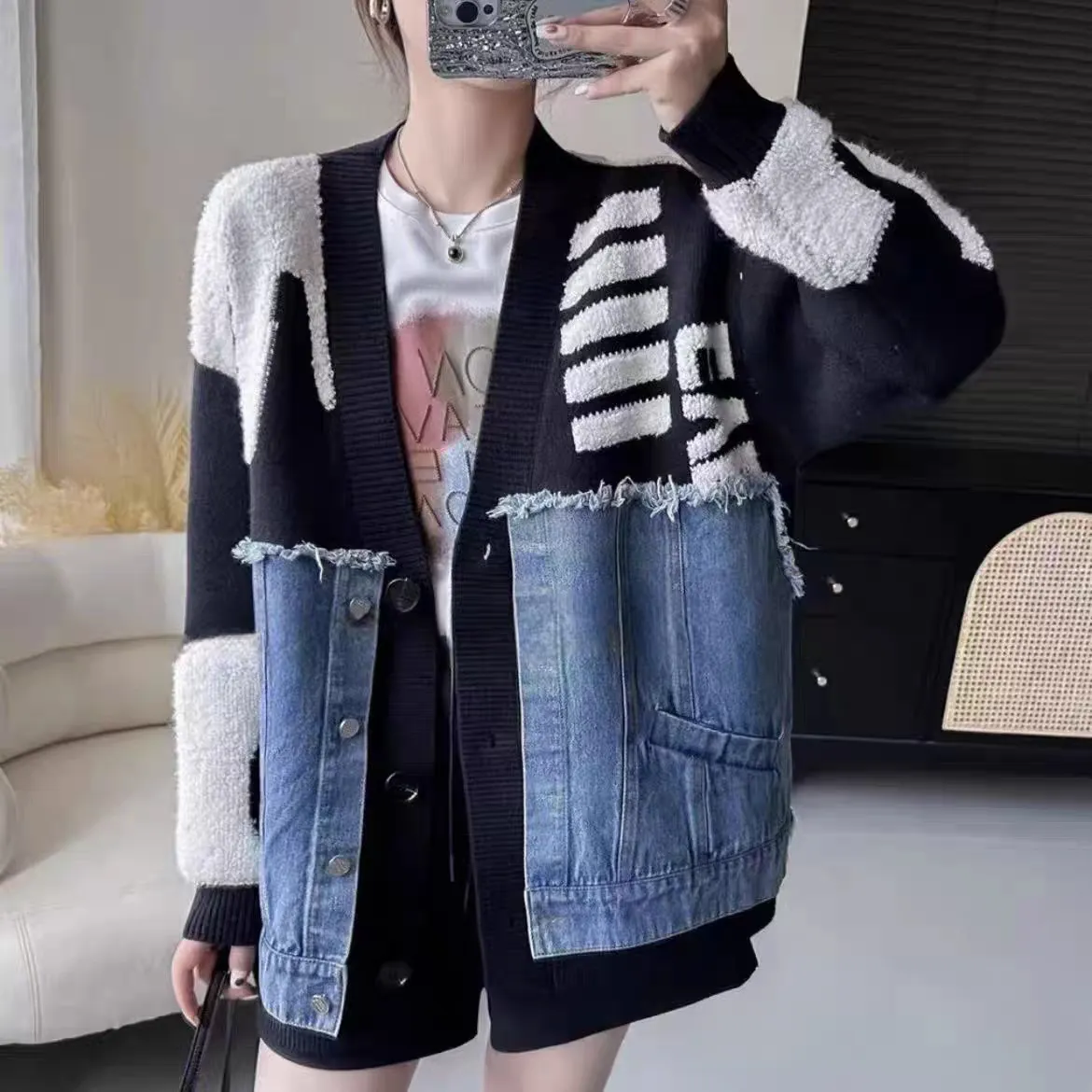 Cárdigan "Urban Fusion" – Denim & Knit Edition