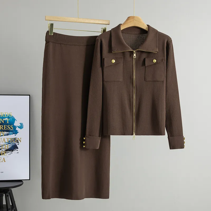 Set "Mocha Gold" – Elegancia en Punto
