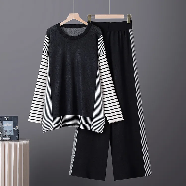 Set Knit "Striped Minimal"
